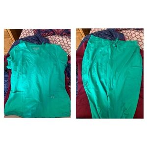 Greys Anatomy Active Scrub Set (top and bottom)